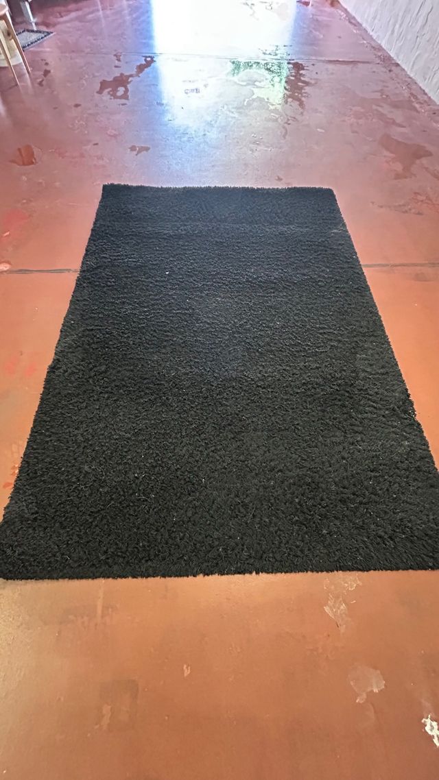 Alfombra salón negra - Felpa
