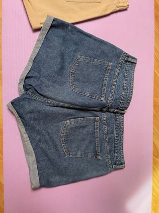 Shorts jeans: blu e beige