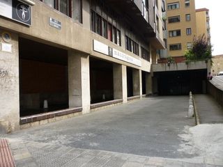 Garaje en venta en Alango en Getxo