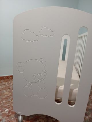 Cuna bebé blanca -