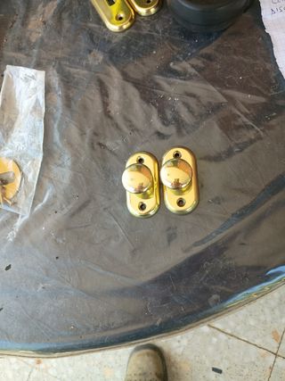 Tiratori dorati per armadi/bauli/cassetti