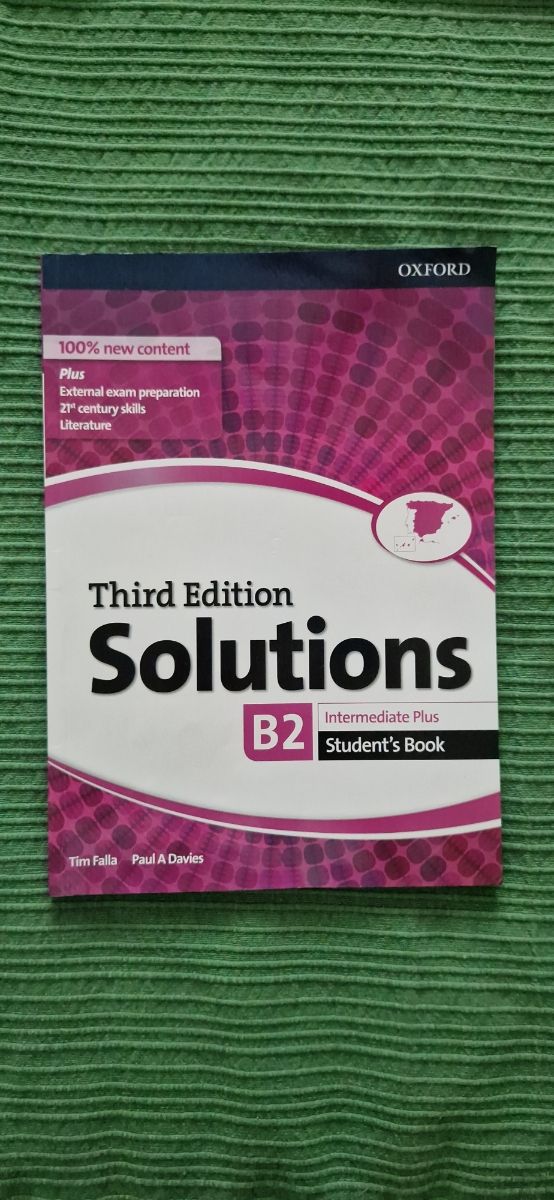 Solutions 3rd Edition Intermediate Plus. Studen...