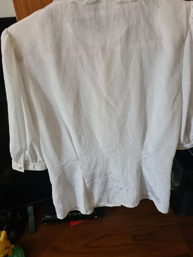 Blusa blanca talla S / M por 7 euros