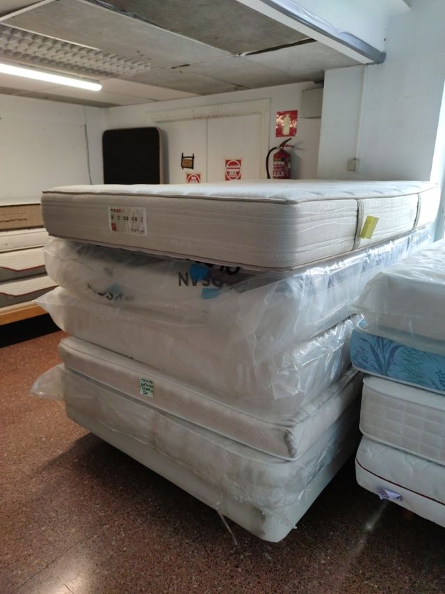 Colchones de segunda mano  - Variedad de Tamaños