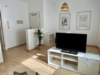 Piso en venta en La Goleta - San Felipe Neri en Málaga