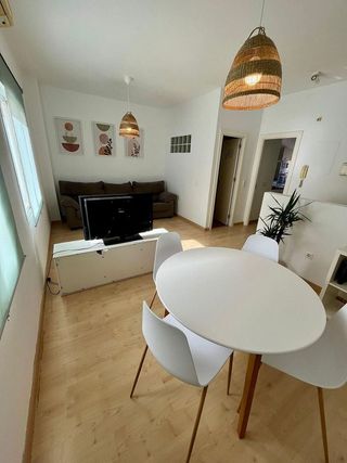 Piso en venta en La Goleta - San Felipe Neri en Málaga
