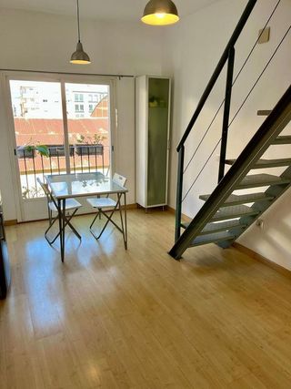 Piso en venta en La Goleta - San Felipe Neri en Málaga