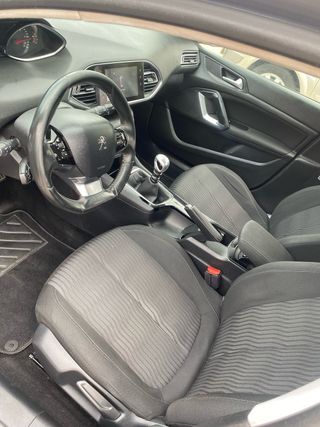 Peugeot 308 ańo 2015 tlf 662226705