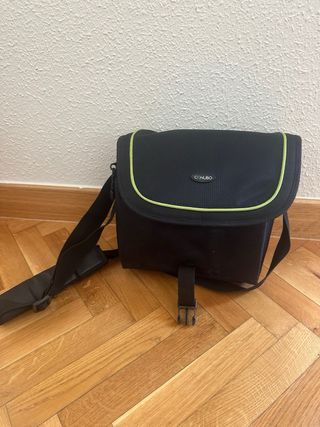 Kit Pentax K-50: Cámara réflex blanca