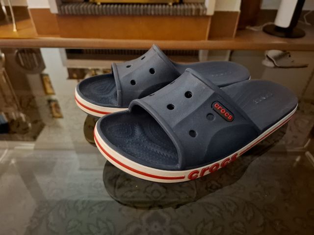 Chanclas Crocs azules hombre - Talla M6 W8. 38-39