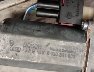 ELEVALUNAS DELANTERO DERECHO SAAB 93 AÑO 2000