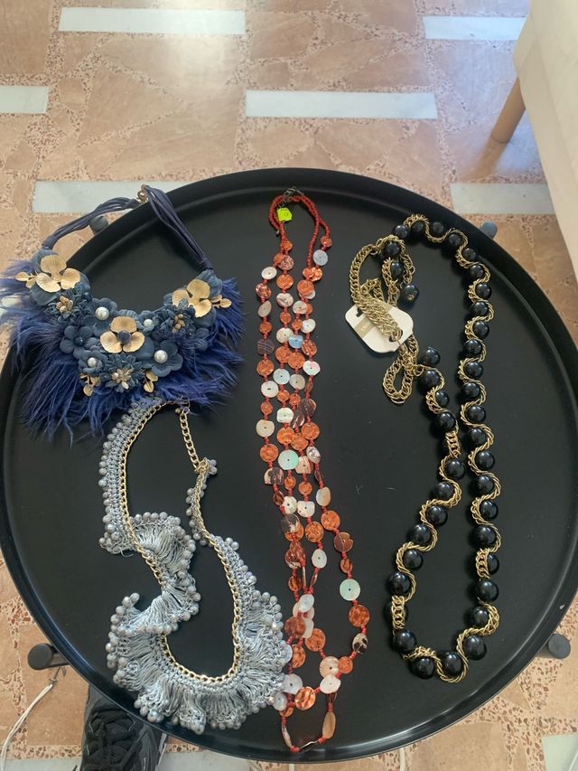 4 collares LIQUIDACION