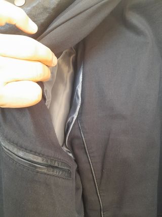 Cazadora cuero Hugo Boss talla 54