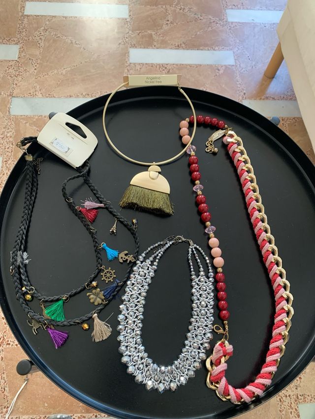 4 Collares nuevos -LIQUIDACION TIENDA