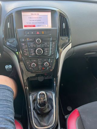 Opel Astra 2013