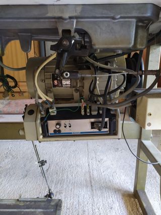 Máquina coser Singer 591 300D