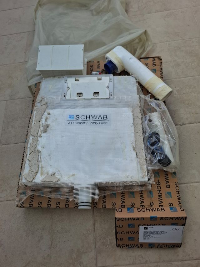 Cassetta wc Schwab +placca+canotto, tutto nuovo