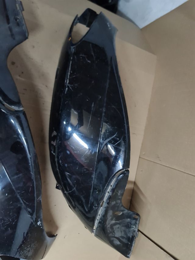 Carenados laterales Piaggio Fly/Derbi Boulevard