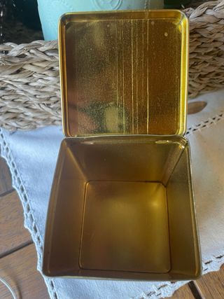 Scatolina da the in  latta vintage