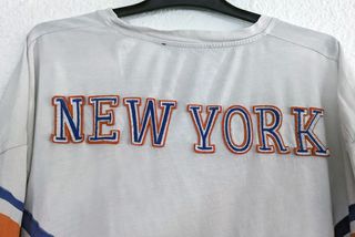Camiseta vintage Tommy Hilfiger diseño New York. T