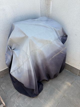 Barbacoa carbón negra 112x65x108cm