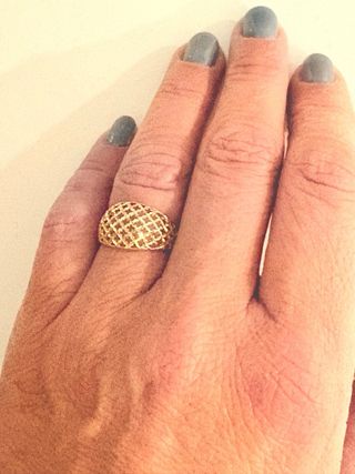 Colgante oro 18 k. Anillo oro 18 k.