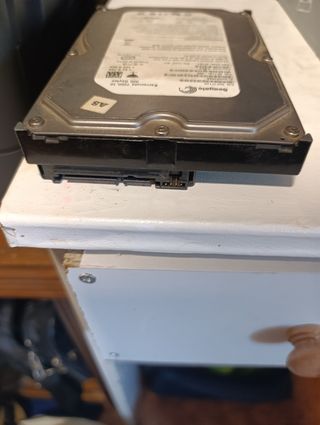 Lector DVD + Disco Duro HDD
Funcionan perfectament