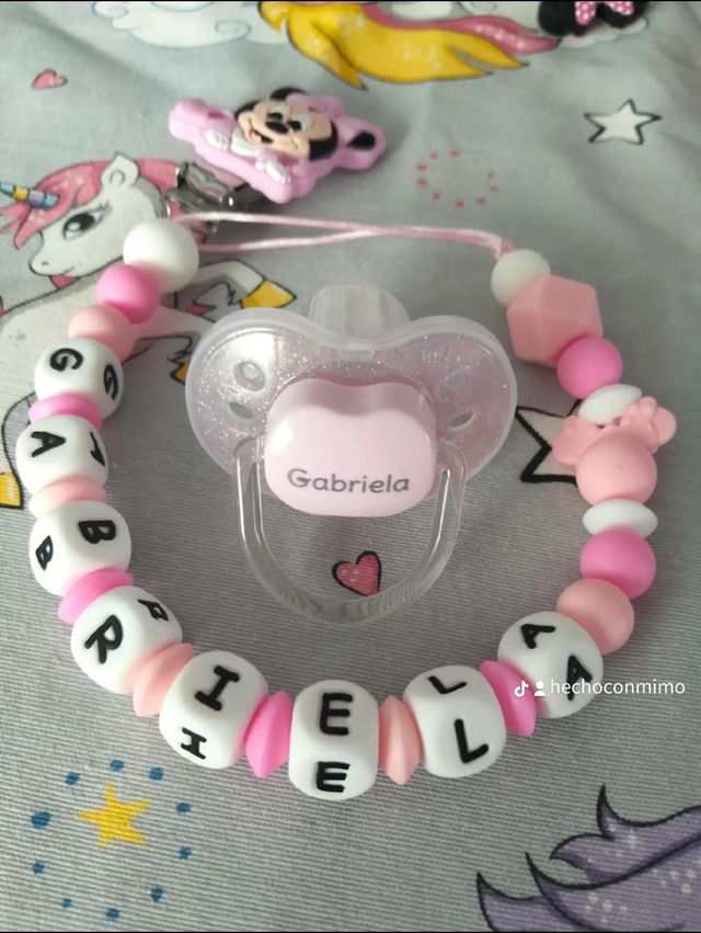 Chupetero y chupete personalizado