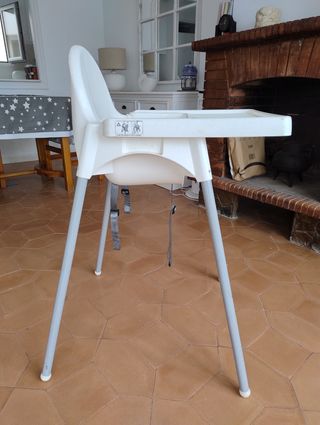 Trona ANTILOP IKEA blanca c/bandeja