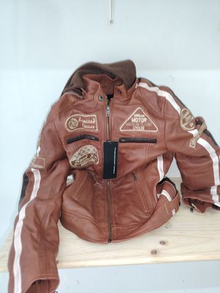 Chaqueta moto cuero marrón talla S DAMA