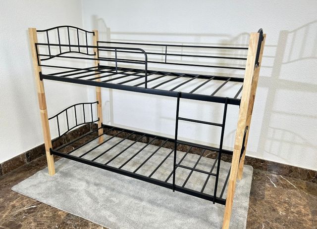 Litera metal y madera negra