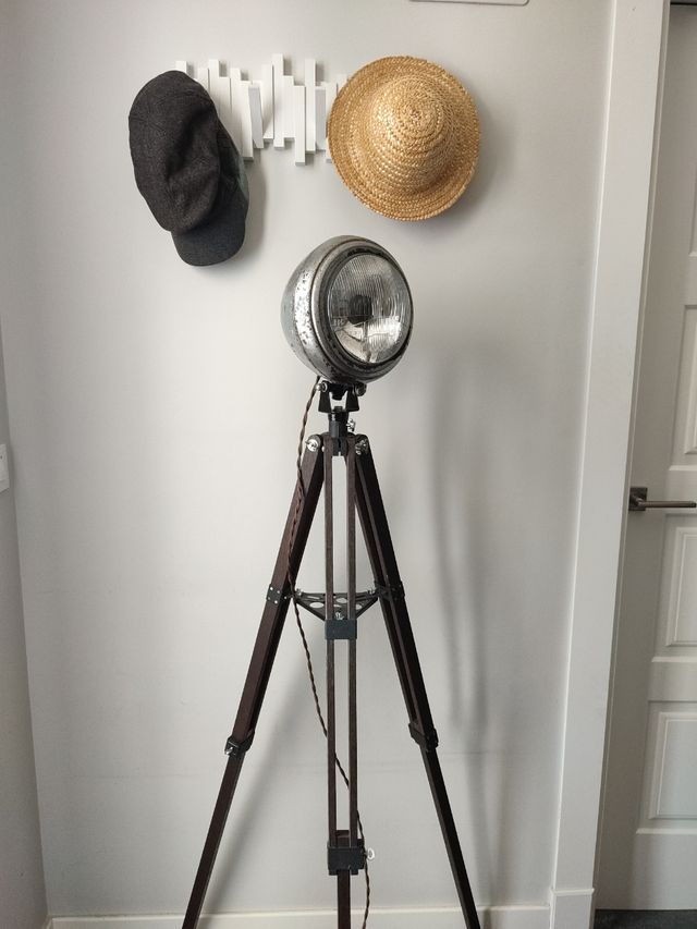 Lámpara trípode vintage