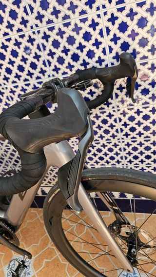 Bicicleta BH Core Di2