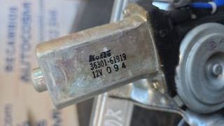 ELEVALUNAS DELANTERO DERECHO MAZDA 626 2001
