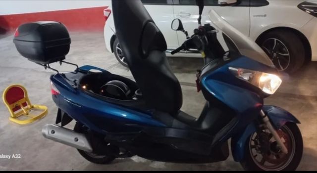 Suzuki Burgman 125cc - Moto Scooter 