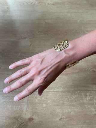 Pulsera dorada mujer