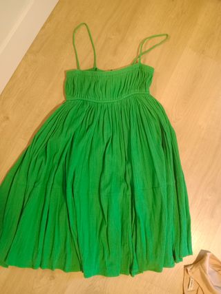 Lote ropa: Zara, Pull&Bear, El Corte Inglés. 