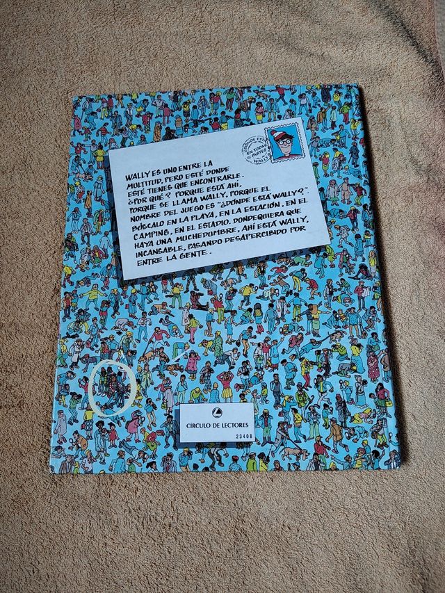 Dónde está Wally? Libro edición 1988.