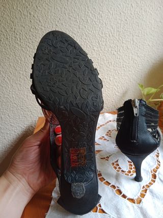 Sandalias raso tacón negras 38