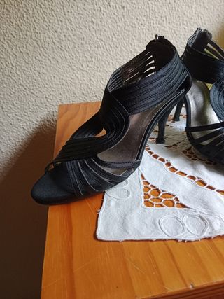 Sandalias raso tacón negras 38