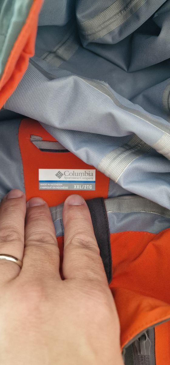 Chaqueta Columbia Omni-Tech naranja