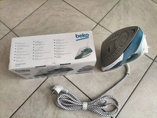 Ferro da stiro Beko SIM4123T