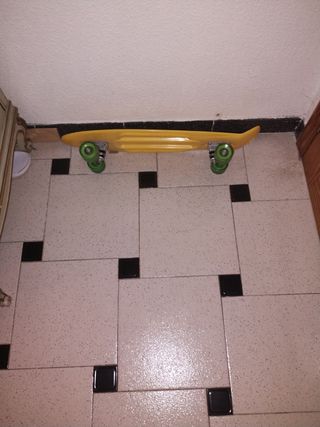 Skate amarillo