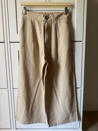 Pantalones Stradivarius beige, talla S