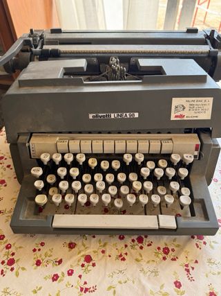 Máquina escribir Olivetti Lexicon 80