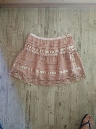 Falda beige/salmón plisada