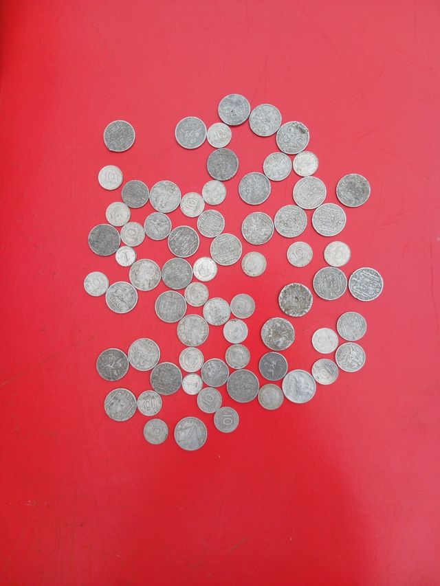 Monedas antiguas aluminio
