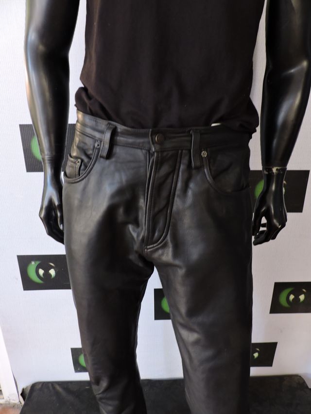 Piel Pepe negra XL (42/14)