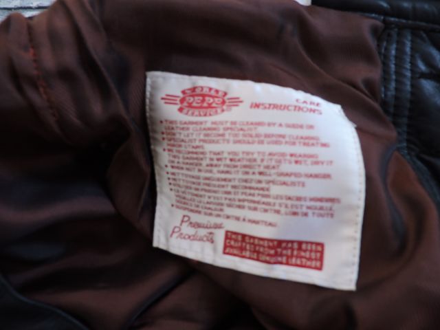 Piel Pepe negra XL (42/14)