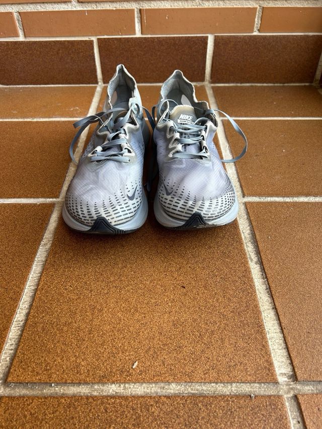 Zapatillas de correr Nike Zoom Fly SP Gris